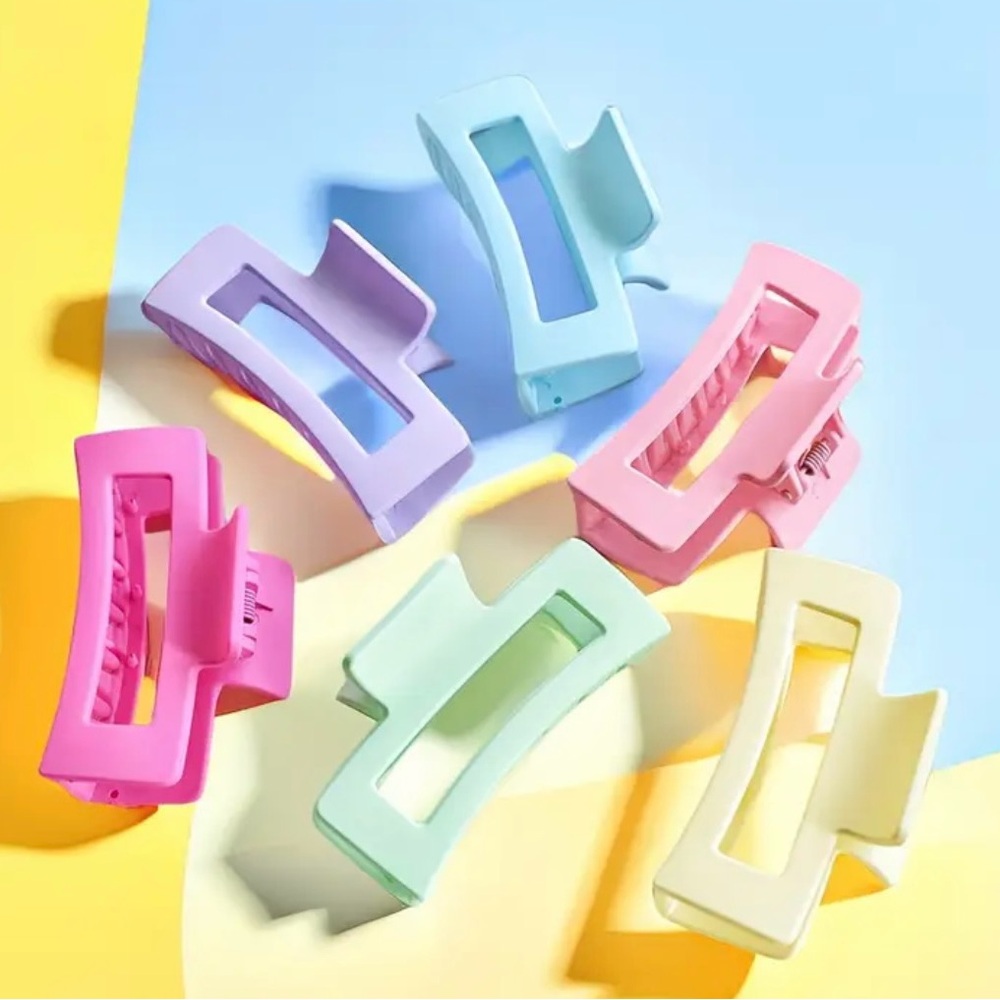 Colorful Hair Claw Clips Set of Six NWT